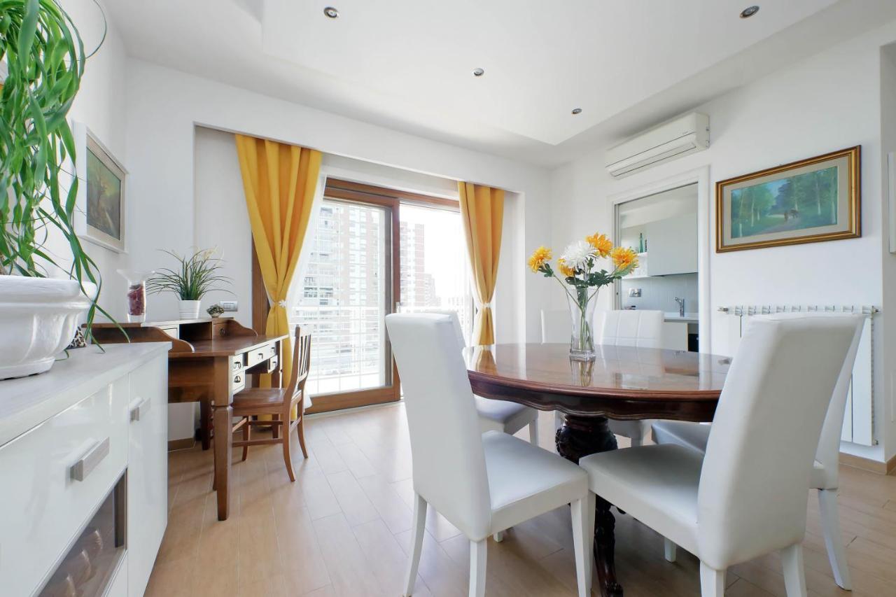 Chic Penthouse On Two Floors Apartment Roma Ngoại thất bức ảnh