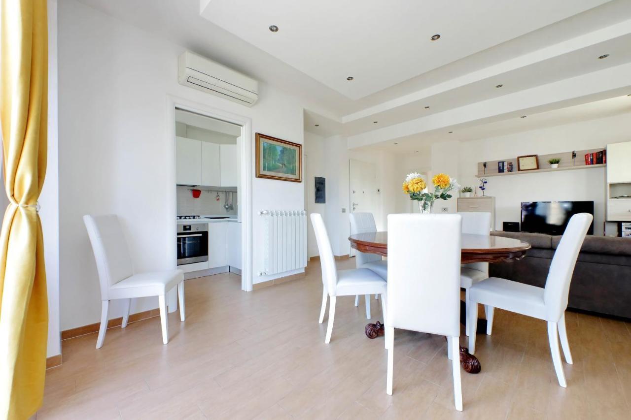 Chic Penthouse On Two Floors Apartment Roma Ngoại thất bức ảnh